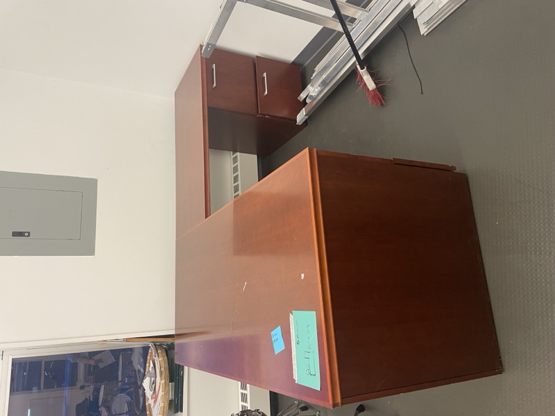 Desks, Conference Tables and Chairs – Pick up in Bronx, NY