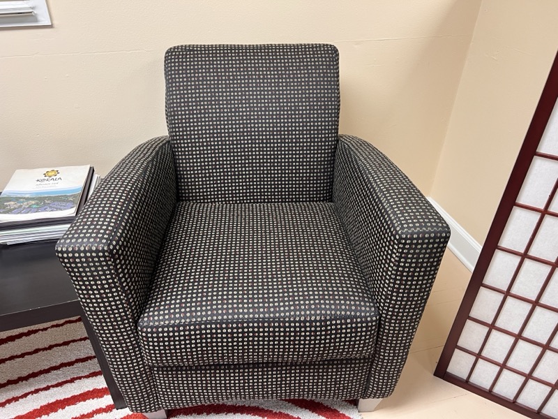 IKEA flat desks and other office furniture – Pick up in Orlando, FL